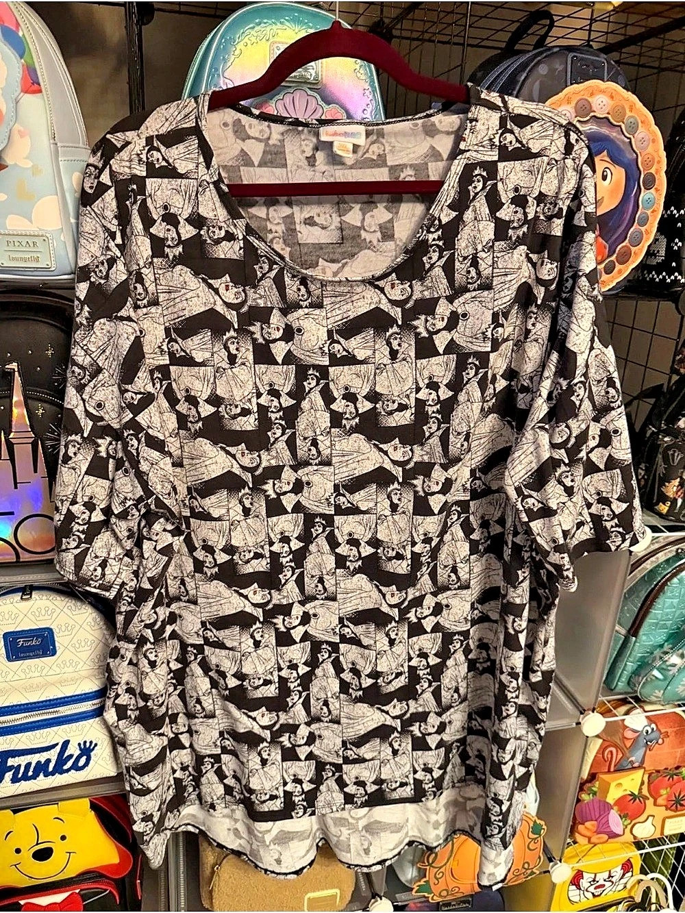Dilator Abstract Tunic in Black & White Size 3XL Like New